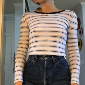 Long sleeve stripped T-shirt
